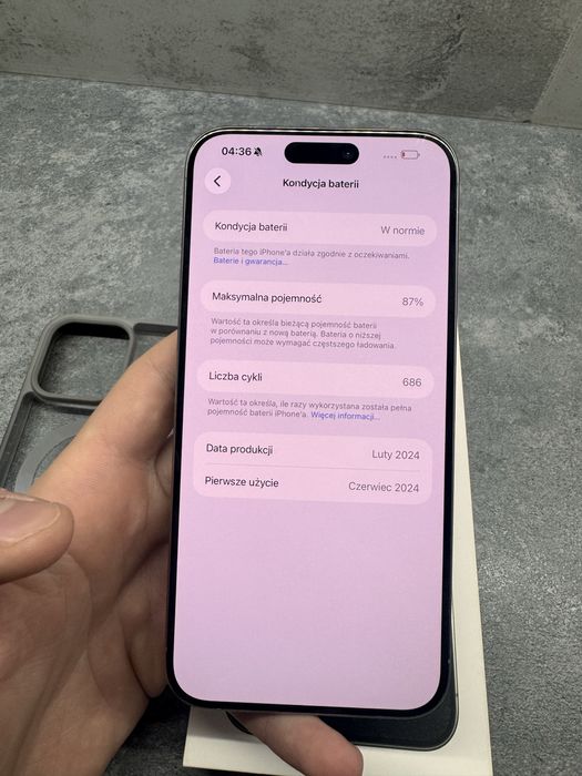 Iphone 15 pro max / bateria 87% / 256 gb pamieci