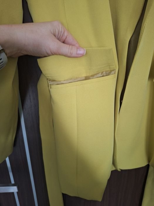 Marynarka musztardowa