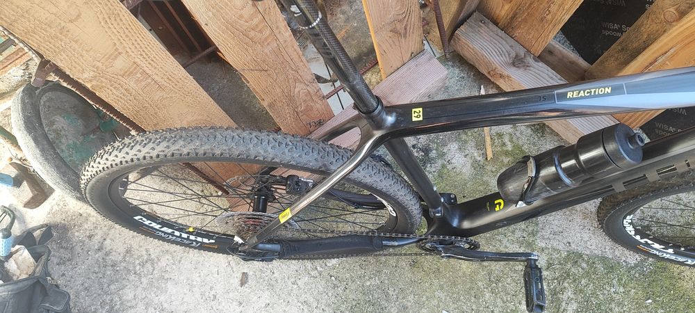 Cube Reaction btt carbon