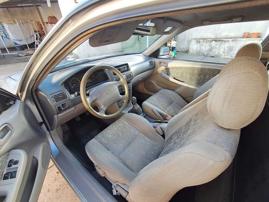 Toyota Corolla Starvan 2.0D 1998
