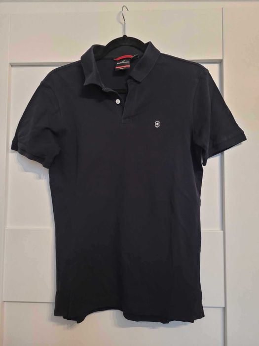 Czarne polo Victorinox