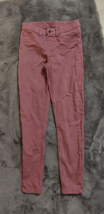 Fioletowe może wpadające w śliwkę spodnie