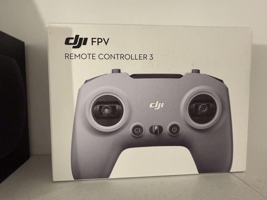 Puste pudelka od sprzetu DJI