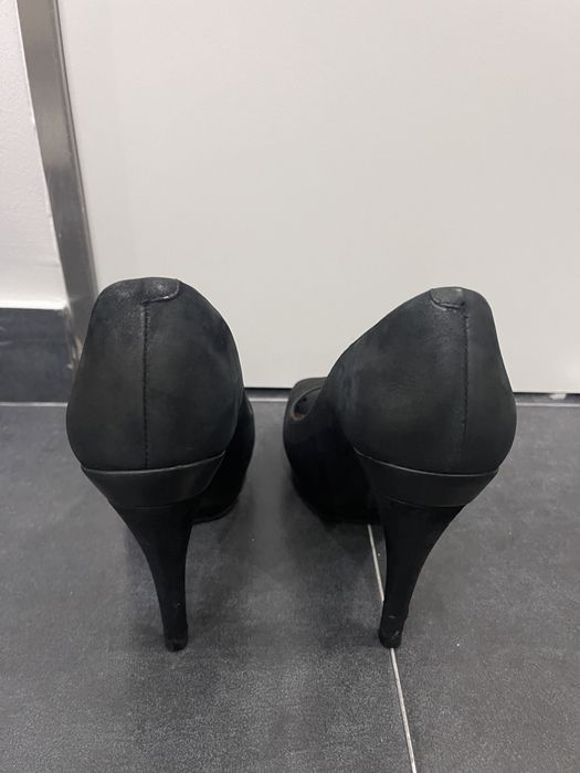 Sapatos Usados Shutz Pretos 39