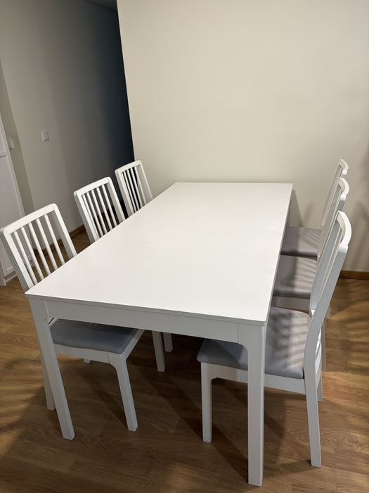 Mesa de jantar com 6 cadeiras - IKEA