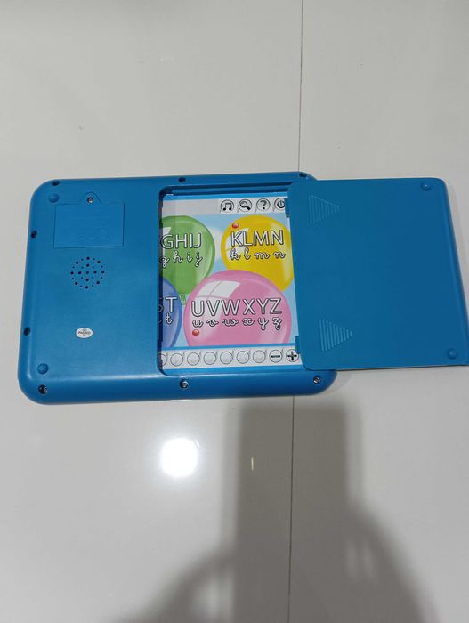 Jogo didático Etouch Júnior - Aprendo o Abecedário
Educa