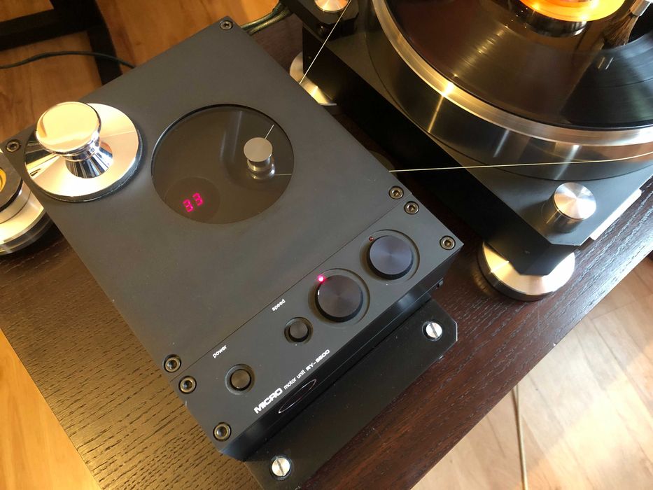 Niesamowity gramofon Micro sx 8000