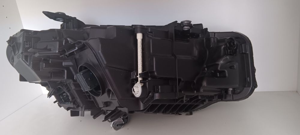 Farol BMW 3 LCI Full LED Matrix Shadowline esquerdo