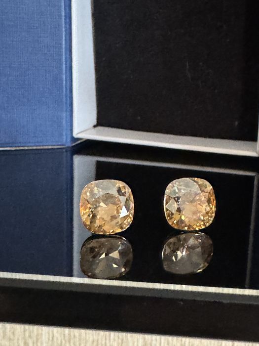 Шикарнючі сережки пуссети, гвоздики swarovski, оригінал