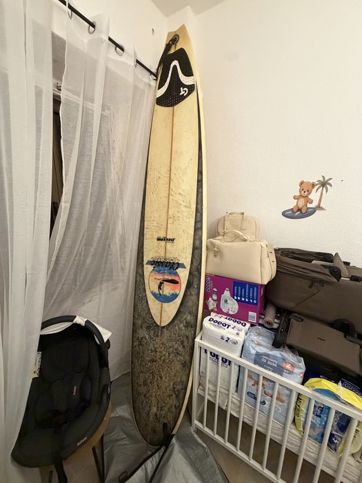Vemdo esta prancha longboard