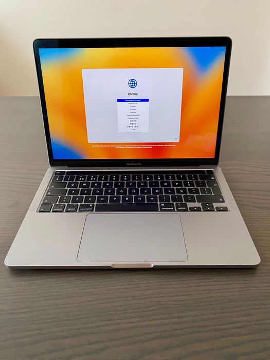 Apple MacBook Pro 13.3" Touch Bar64283891922049120