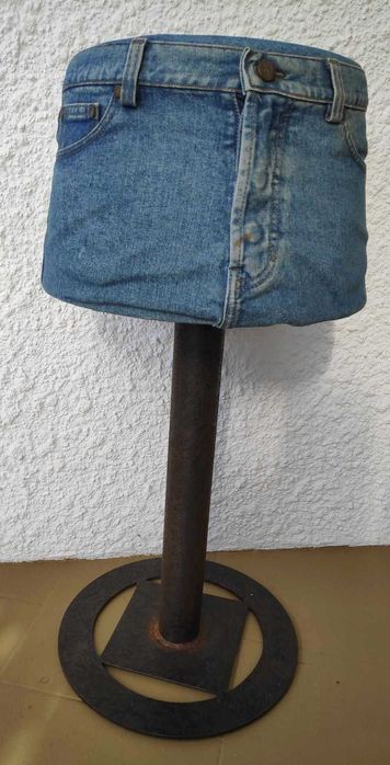 Banco para apoio. Uso Geral.