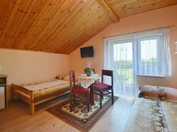 Pokoje Gościnne "Monia"