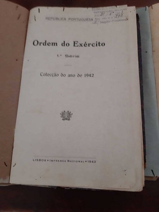 MELITARIA - Conjunto de 3 Livros Ordem do Exército