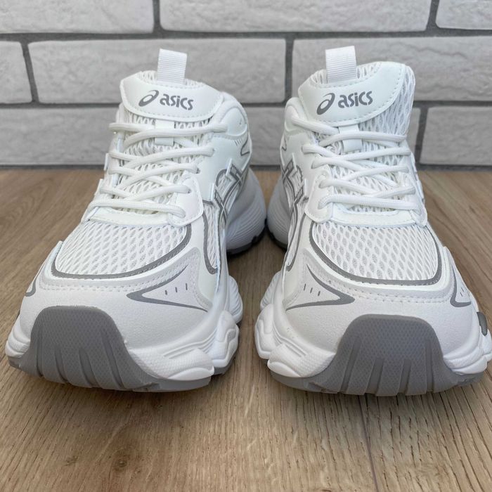 Легкі білі кросівки демісезон, сітка, товста підошва, різні розміри