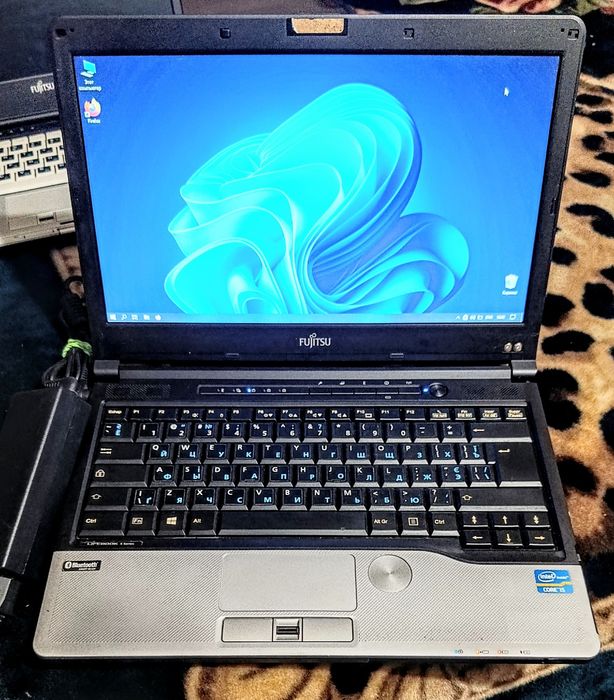 Fujitsu lifebook s792, i5, 8gb