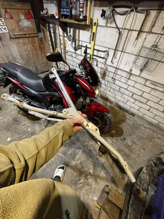 Продам Підрамник на Loncin 300/250