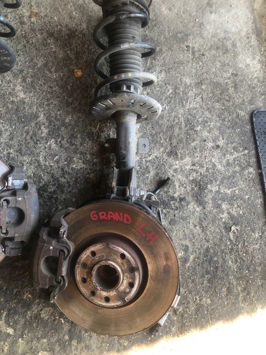 Opel Grandland Macpherson Piasta Zwrotnica Amortyzator Noga Lewa