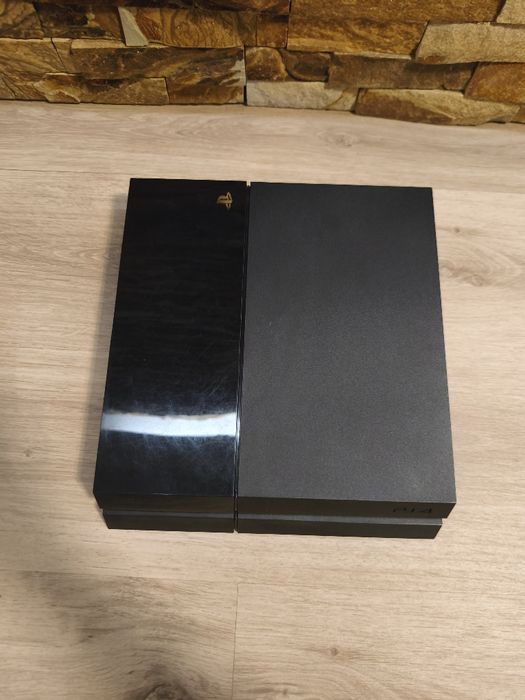 PlayStation 4 com jogos