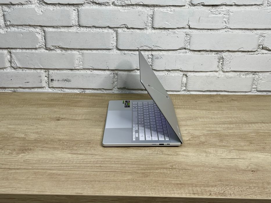 Флагманський ASUS ROG Zephyrus G14 R9 8945HS RTX4060 16GB 1TB 3K 120Hz