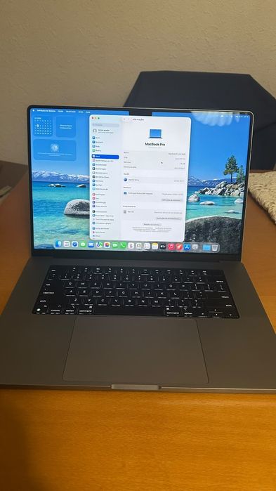 MacBook  Pro 16"
