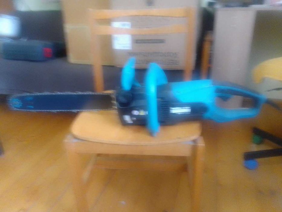 Пилка ланцюгова електрична Makita UC 4540A