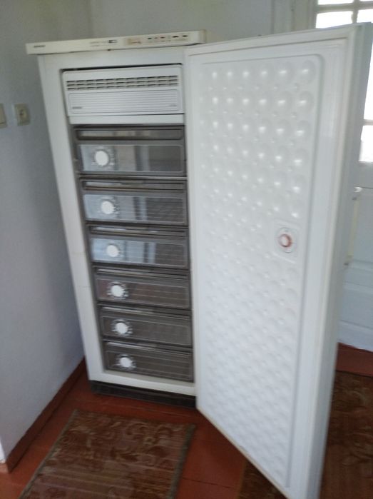 Морозильна камера  SIEMENS COMFORT PLUSS