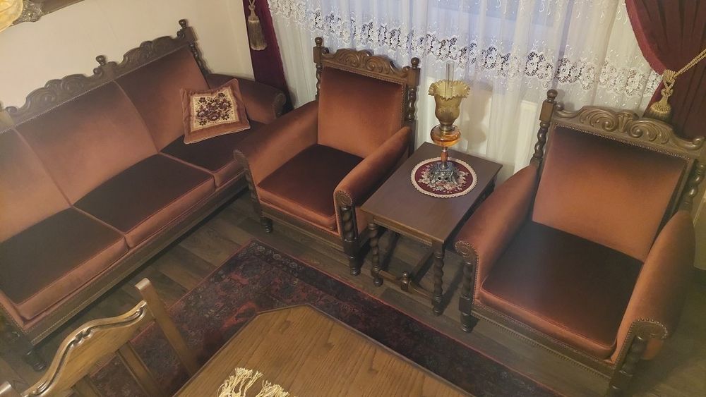Stylowy komplet wypoczynkowy  welur / plusz