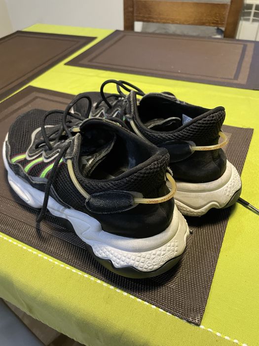 Sprzedam buty Adidas Ozweego 44