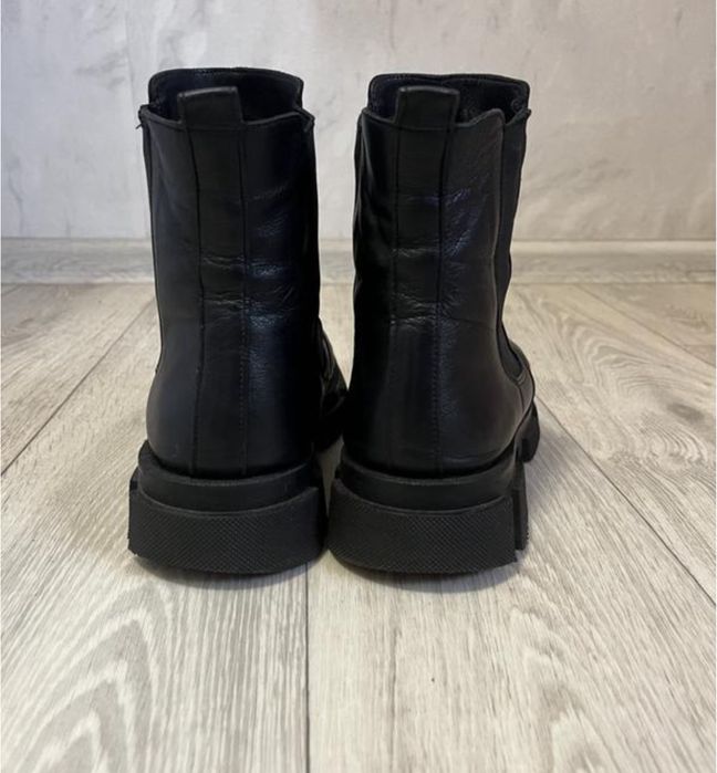 Ботинки демисезонные челси кожаные