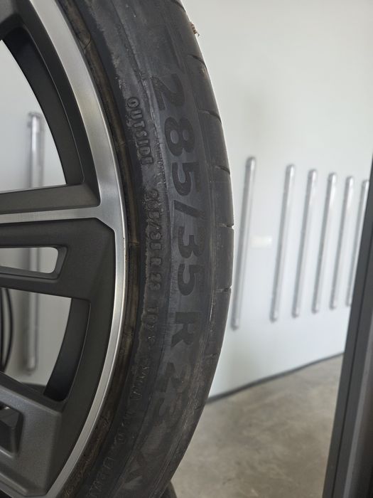 Sprzedam Alufelgi z oponami 23 cale Audi Q8 Q7