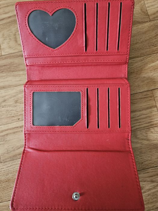 Portfel damski. Czerwony