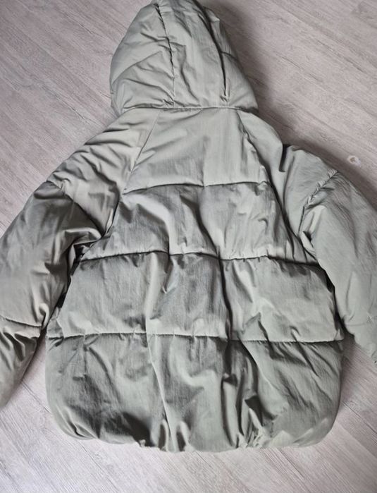 куртка пуховик Bershka М