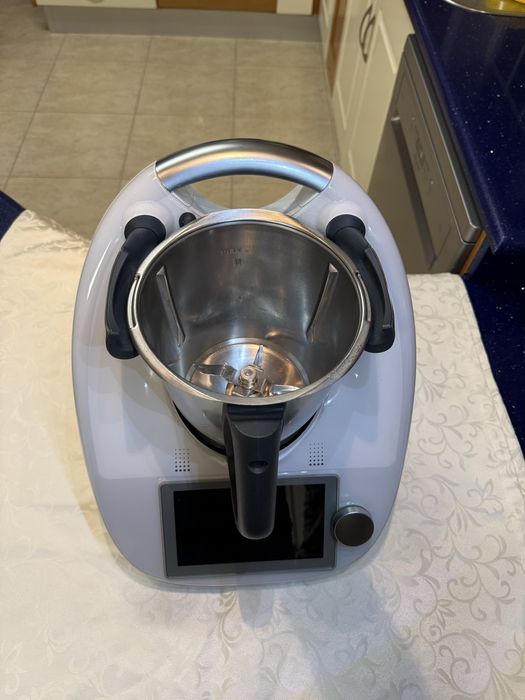 BIMBY TM6 COMPLETA - Excelente estado + acessorios - Focada na qualida