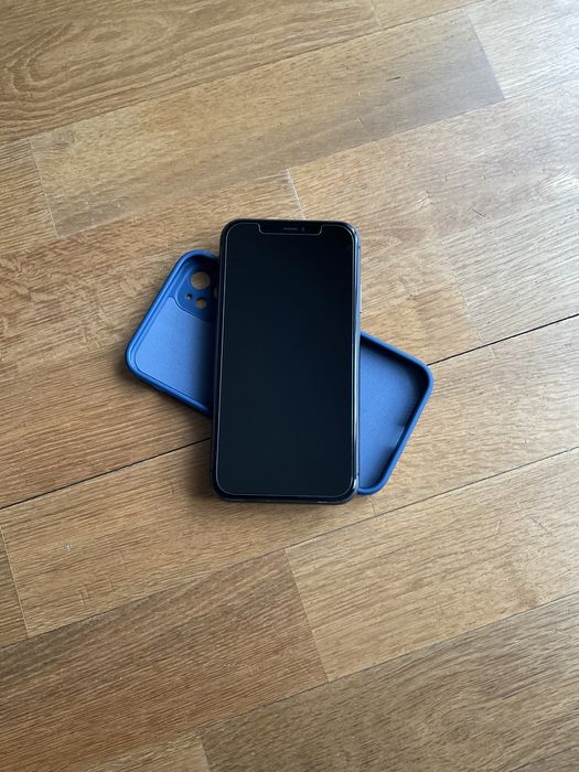 iPhone 11 128gb + capas e películas novas