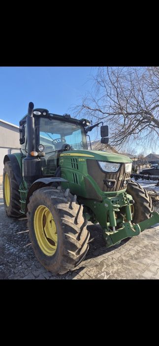John Deere 6120R