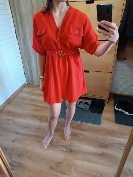 Czerwona sukienka mini