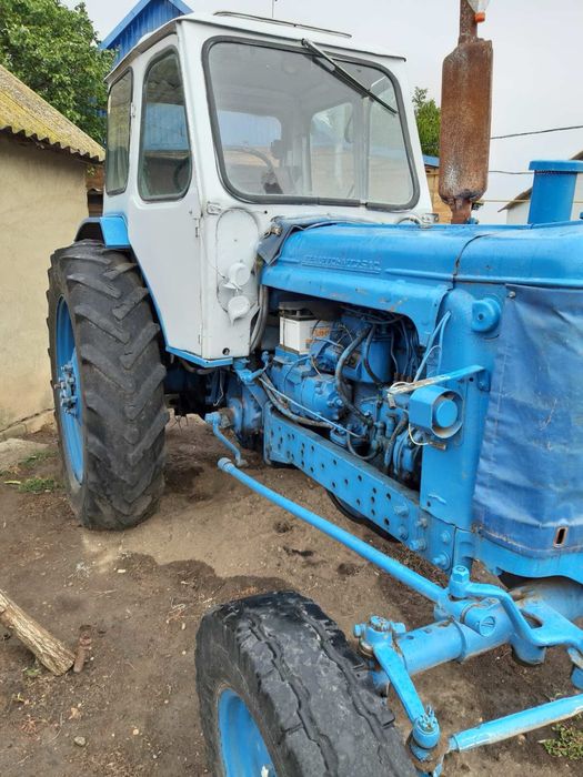 Продам трактор ЮМЗ на ходу