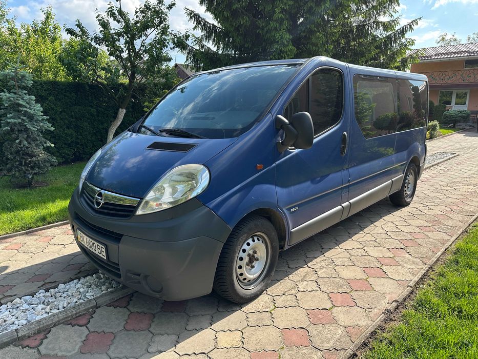 Opel Vivaro 2.5 2008 Довга база, вебасто