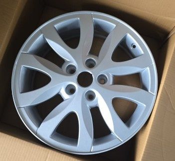 OEM RENAULT  7X17 5X114.3 ET47/66.1 SREBRNY