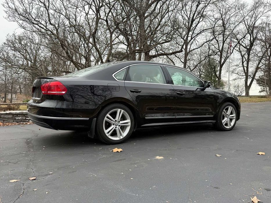 Volkswagen Passat      2014
