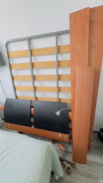 Cama de casal madeira