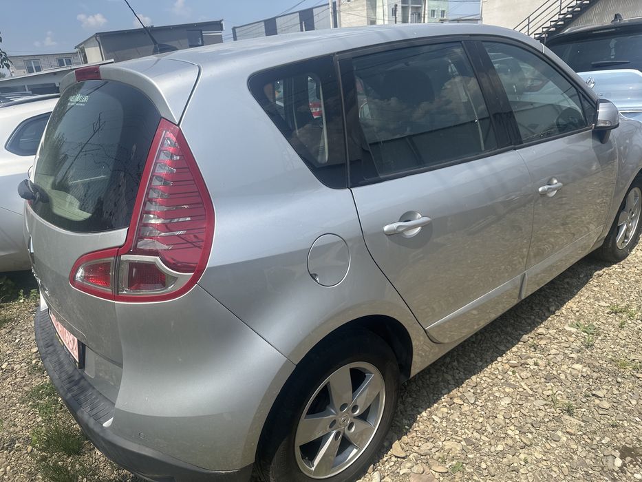 Продам авто Рено Сценік 2.0 бензин автомат