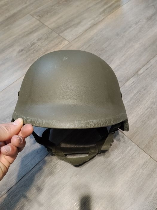 Шолом Німецький Бундес 58-60 см