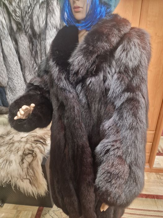 Piękne czarne futerko z lisa naturalnego!!!
