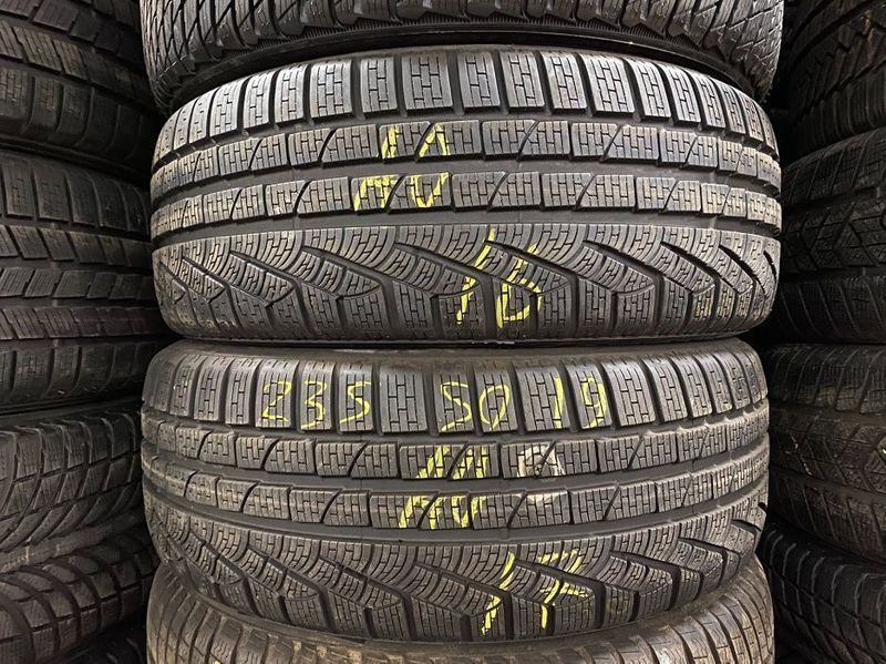 235/50/19 Pirelli Winter Sottozero 2