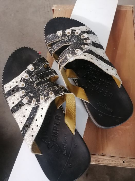 Chinelos homem t 42(couro)