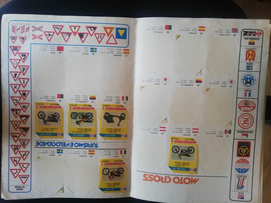 Caderneta O Mundo das Motas