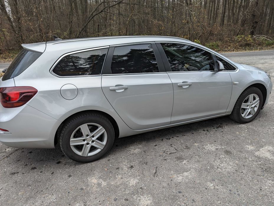 Opel Astra j 1.6 2015