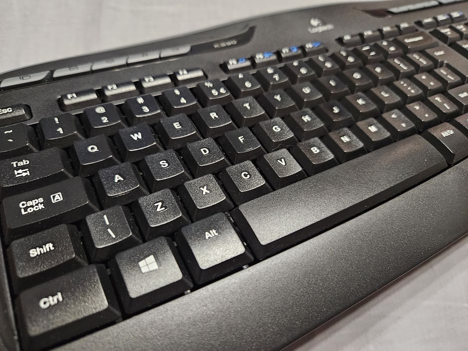 Klawiatura Logitech K330